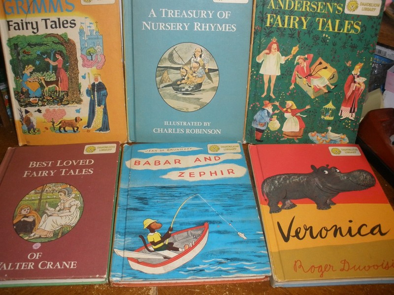 Lot of 13 Vintage 2 in 1 Dandelion Library Books HC 26 stories gallery