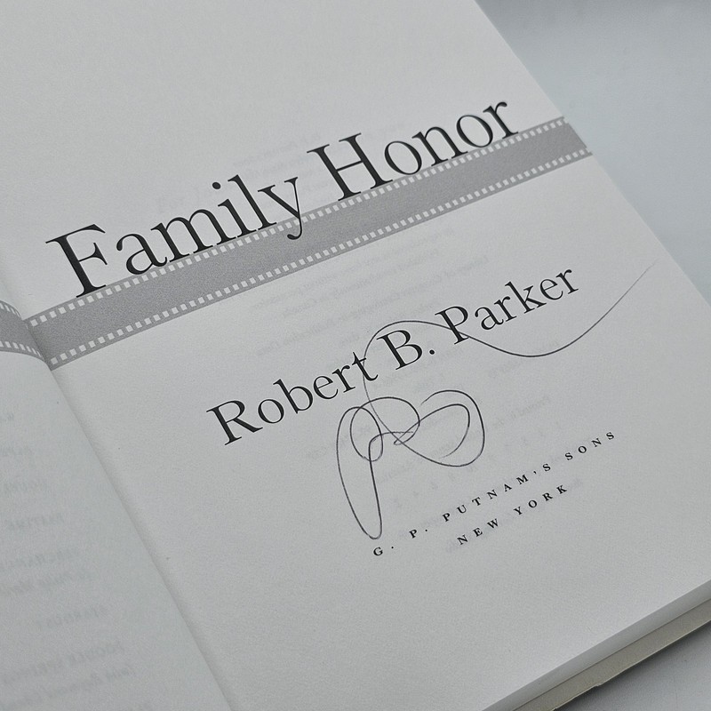 Family Honor Robert B Parker 1999 1st Edition Signed HC w/DJ Sunny Randall gallery