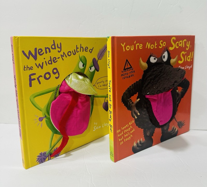 Wendy the Wide-Mouthed Frog by Sam Lloyd Interactive Puppet Book Lot