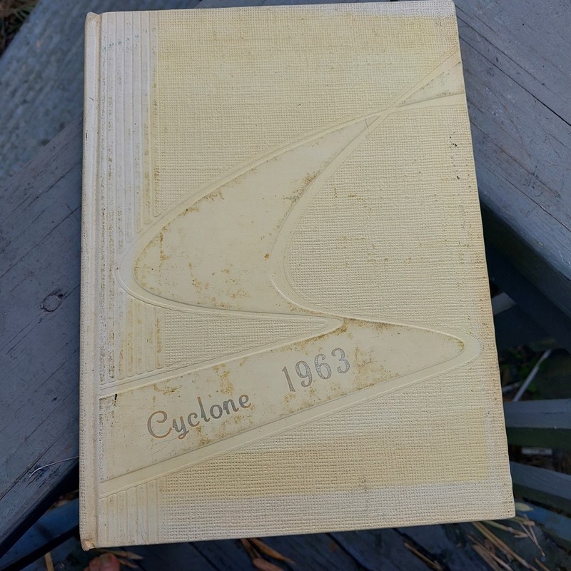 DENVER IOWA CYCLONE HIGH SCHOOL YEARBOOK 1963 ELEMENTARY SUPER