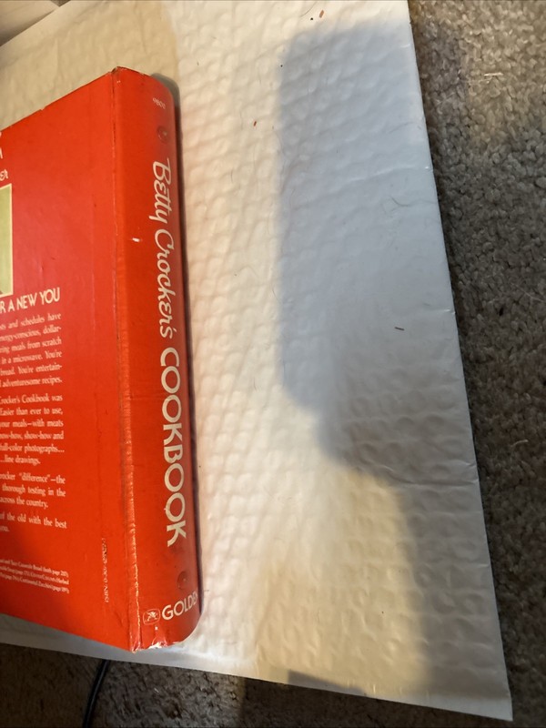 VTG Betty Crocker's Cookbook New & Revised Edition Spiral Bound 1978 gallery