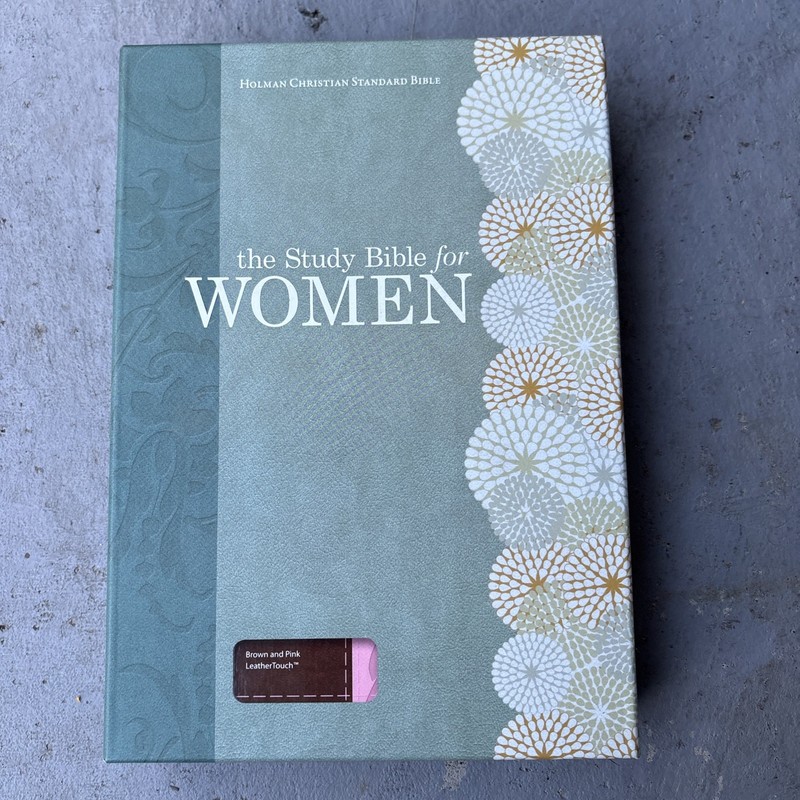 Study Bible for Women-HCSB by Dorothy Kelley Patterson: Used Embroidered