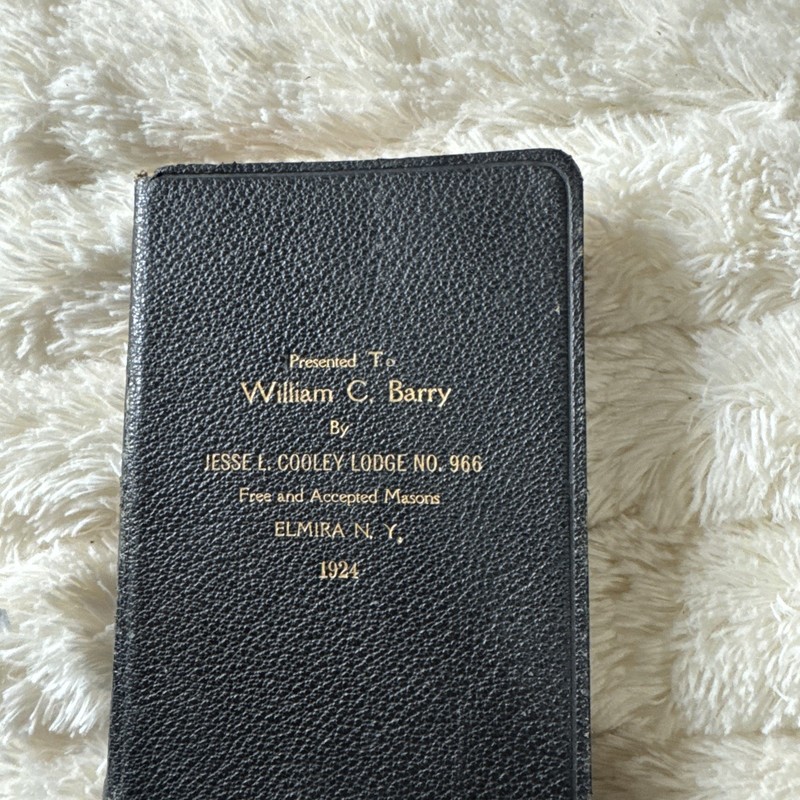 Antique HOLY BIBLE Self Prounouncing KJV (1901) Thomas Nelson and Sons NY A4