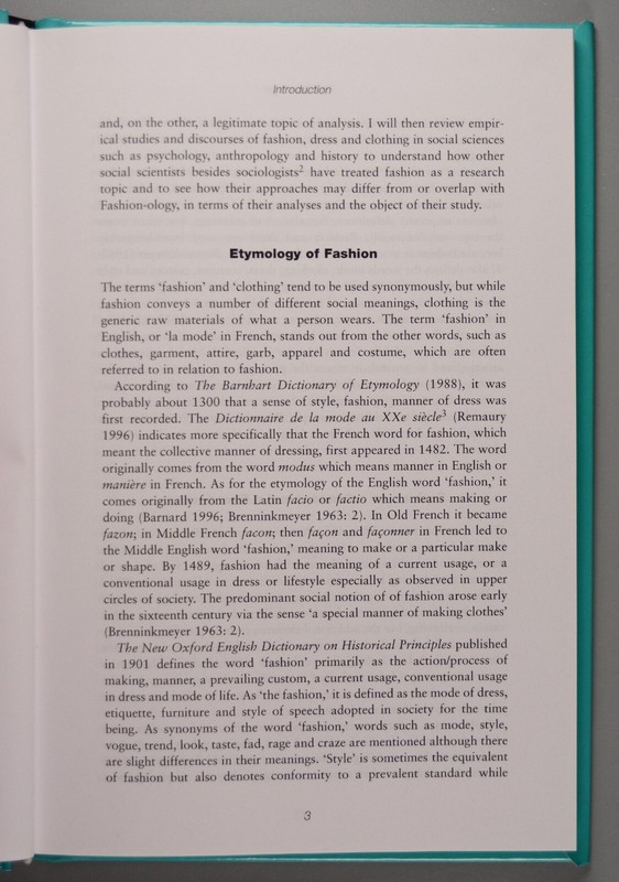 Fashion-ology: An Introduction to Fashion Studies 2004 Yuniya Kawamura HC gallery