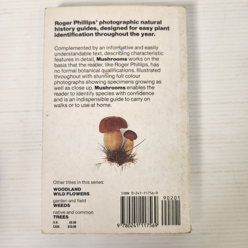 Mushrooms by Roger Phillips Book - Free Shipping gallery