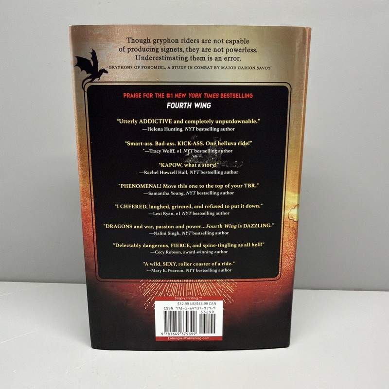 Rebecca Yarros Iron Flame (Wing and Claw Collection) (Hardback) Empyrean gallery