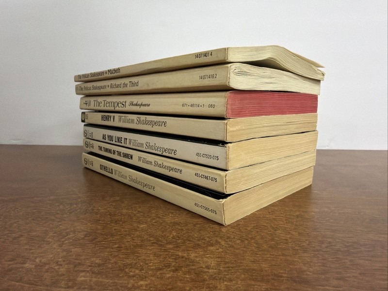 William Shakespeare Mixed Softcover Book Lot Of 7 1960's-1970’s Vintage gallery