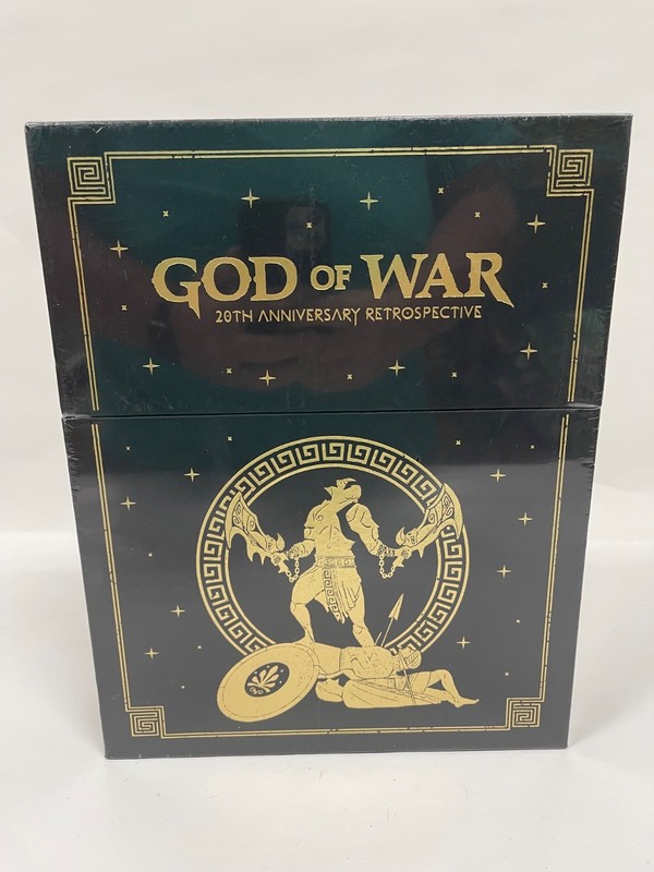 God of War 20th Anniversary Retrospective Deluxe Edition Hardcover 2 Book Set