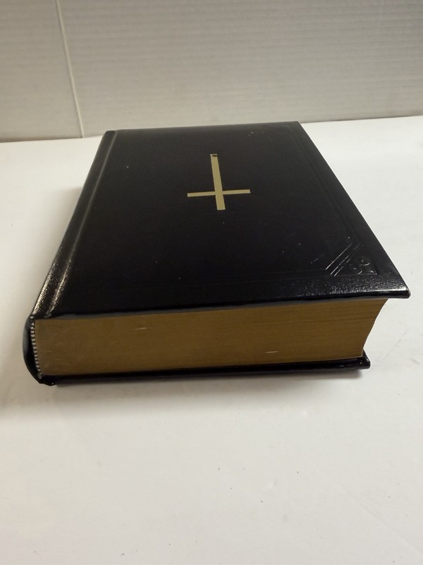 The Holy Bible Douay-Rheims Version TAN 1989 - Faux Leather Bound Hardcover gallery