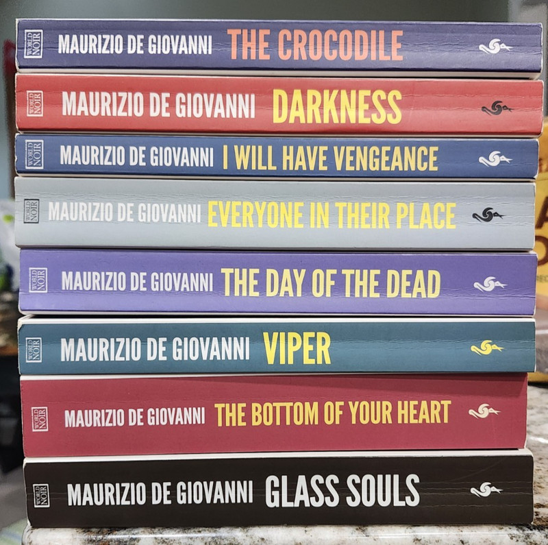 Lot 8 Maurizio De Giovanni Mystery/Crime Trade PB Books Commissario Ricciardi gallery