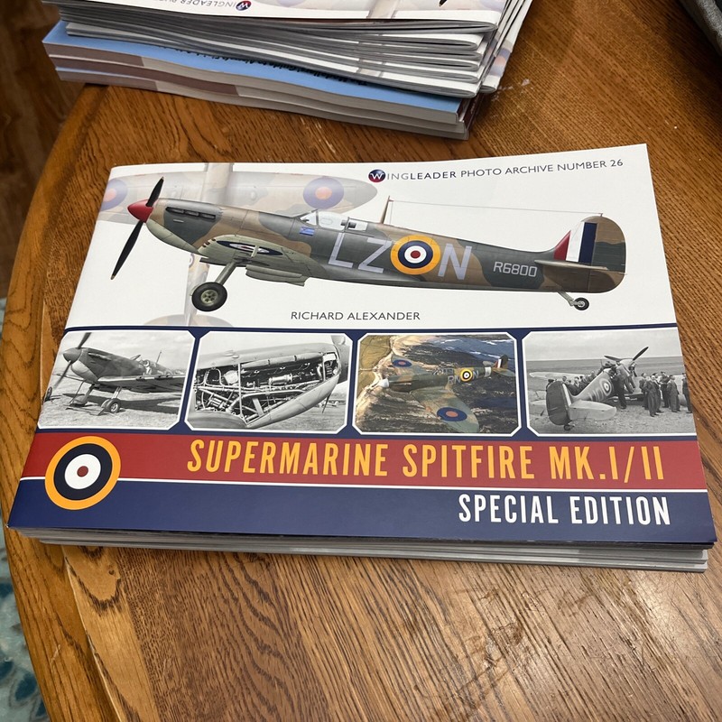 Supermarine Spitfire Mk.I/II Special: Wingleader Photo Archive 26 7401