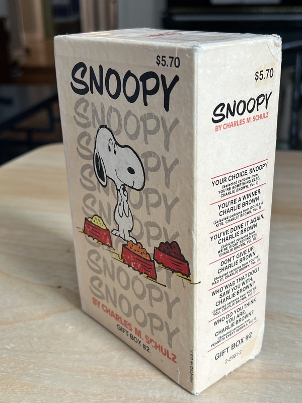 1973 Snoopy Gift Box #2 - Collection of 6 Charlie Brown / Schulz Books! gallery