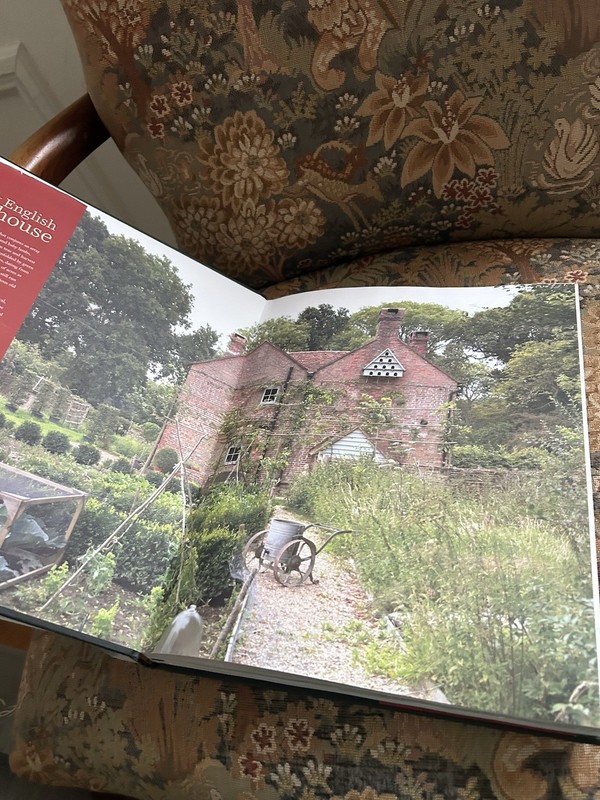Perfect English Farmhouse By Ros Byam Shaw. 9781849758789 gallery