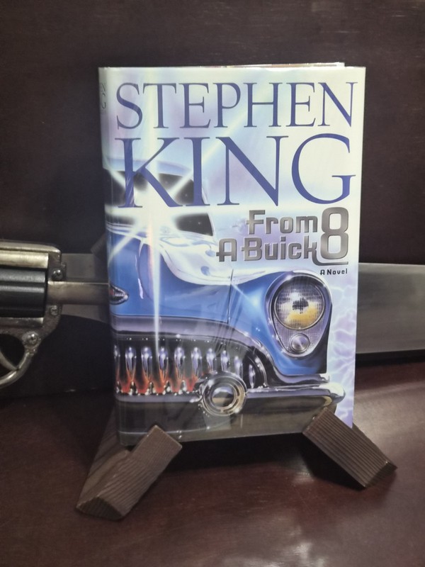 From a Buick 8 Stephen King 2002 HCDDJ LN Book Club Edition BCE Scribner Horror