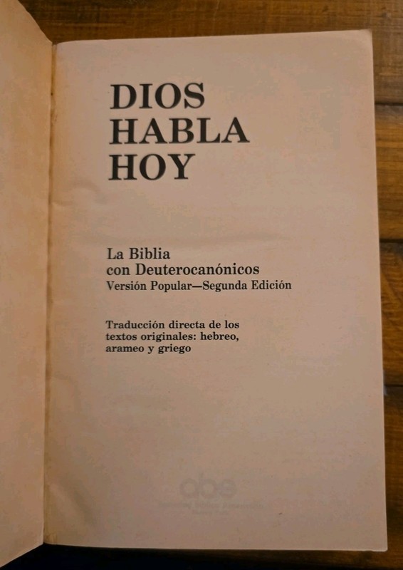 Dios Habla Hoy La Biblia Con Deuterocanonicos Version Popular 2 Ed Spanish Bible gallery