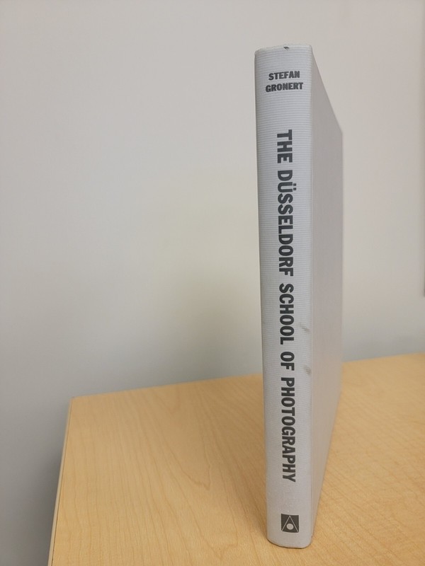 The Dusseldorf School of Photography, by Stefan Gronert (2010, Hardcover)