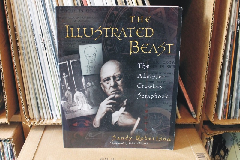 the Illustrated Beast: the Aleister Crowley Scrapbook Sandy Robertson free ship