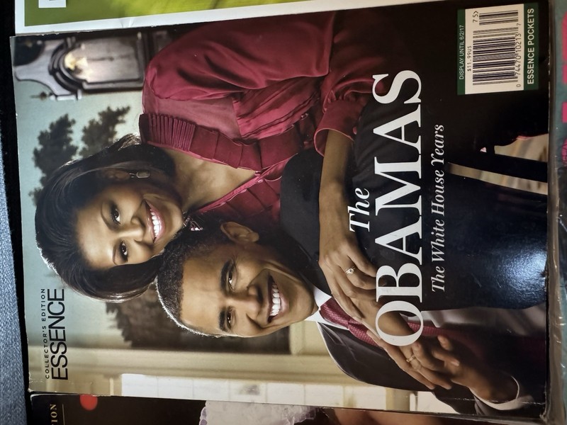 Lot of 5 Magazines – Michael Jackson, Aretha Franklin, Obamas, Michelle, Rihanna gallery