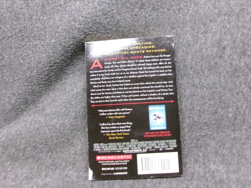 Suzanne Collins Catching Fire Paperback Scholastic 2013 YA Dystopian Novel gallery