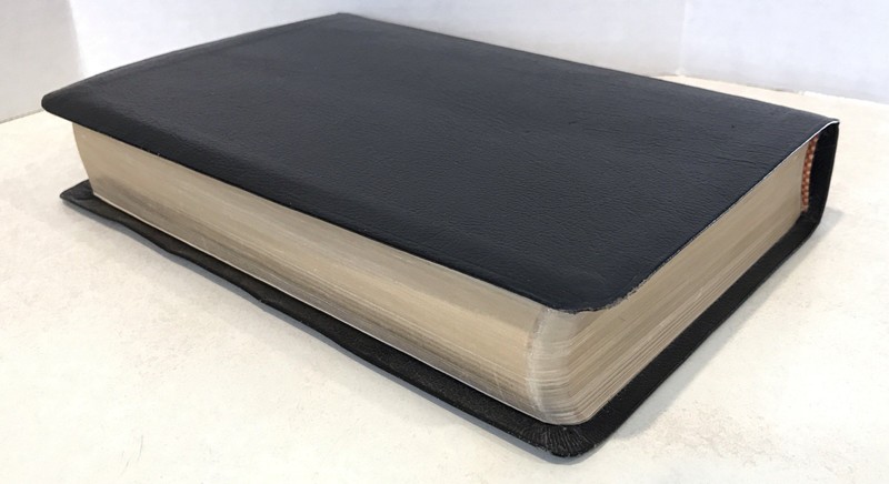 The New OPEN Holy Bible NKJV Reader's Edition Nelson 1453 Black Bonded Leather gallery