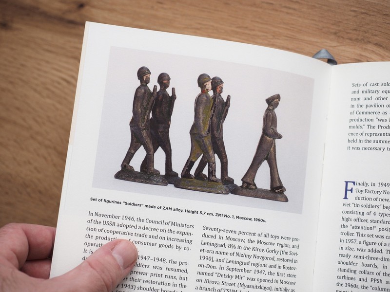 Book TOY SOLDIERS made in the USSR - Soviet toys history gallery