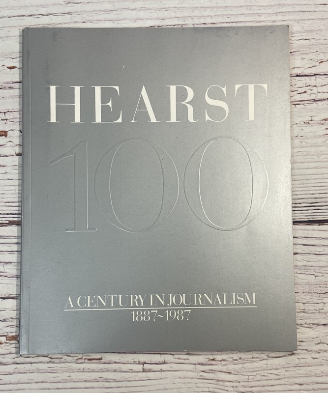 HEARST 100 Years Of Communication History 1887-1987 Color Booklet Journalism