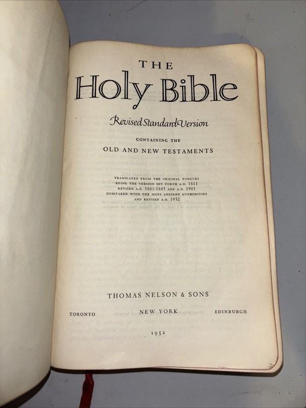VTG 1952 HOLY BIBLE Revised Standard Edition Thomas Nelson And Sons softcover gallery