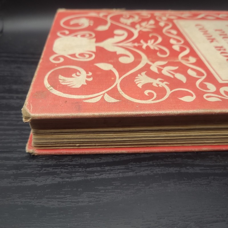 Betty Crocker's Red Picture Cook Book Vintage 1950 1ST EDITION Hardcover gallery