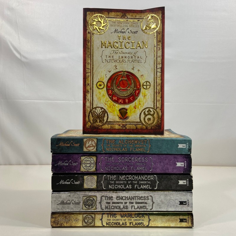 Secrets of the Immortal Nicholas Flamel Books 1-6 Complete Series Michael Scott