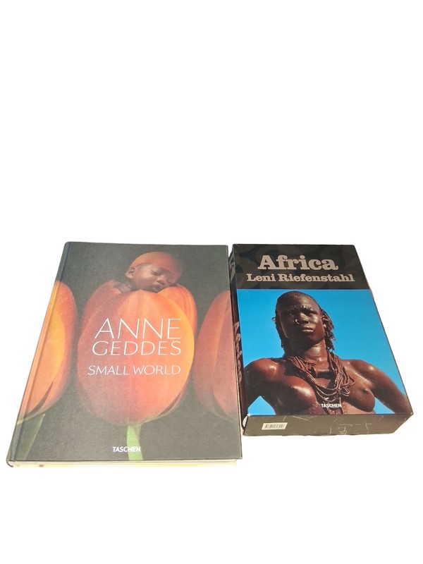 AFRICA Leni Riefenstahl-TASCHEN HB multi-lingual 559 pgs. Illus. Slipcover And