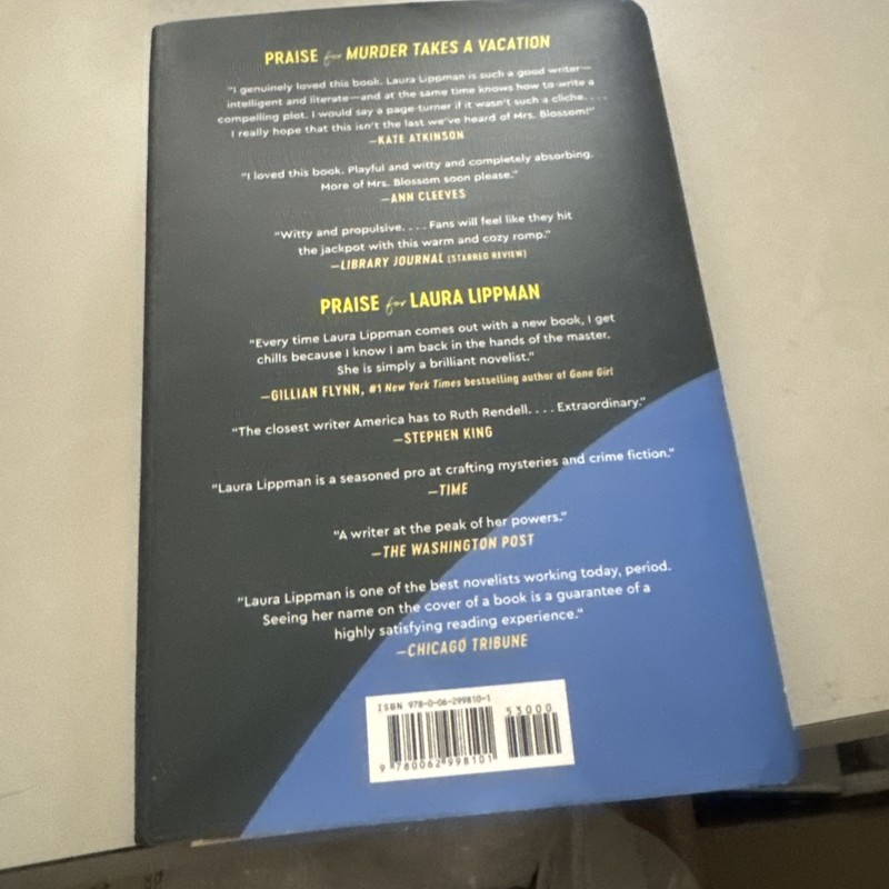Murder Takes a Vacation : A Novel by Laura Lippman (2025, Hardcover) gallery