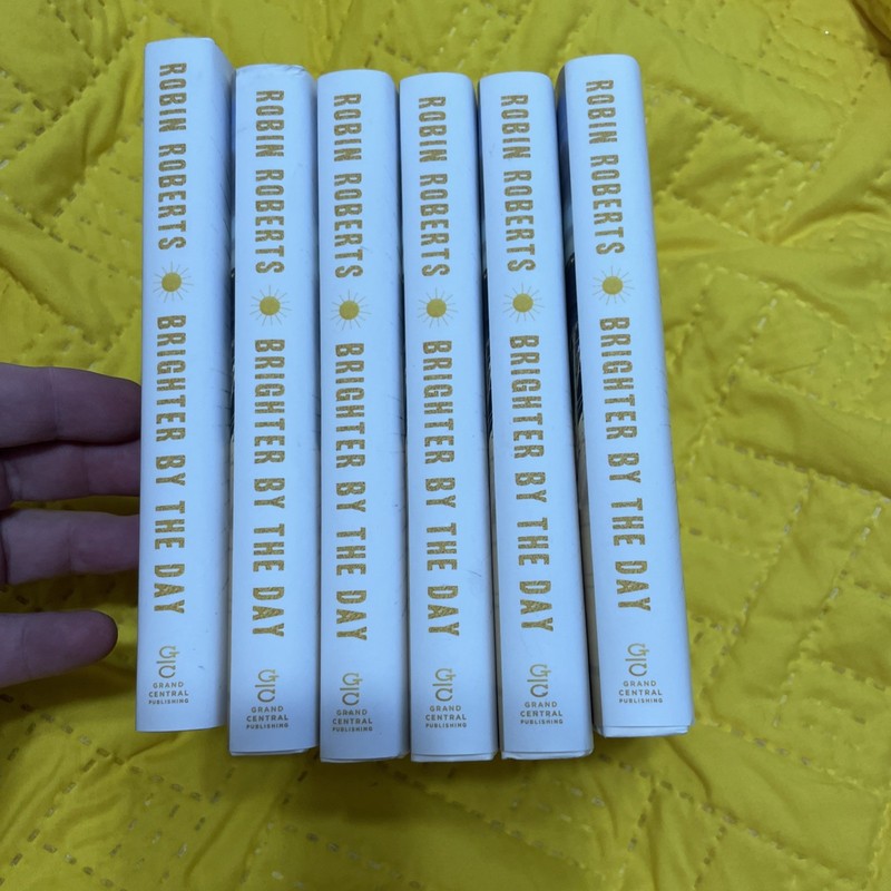 SIGNED UNREAD (all 6 books) Robin Roberts Brighter By The Day (HC,2022) 1st, EX gallery