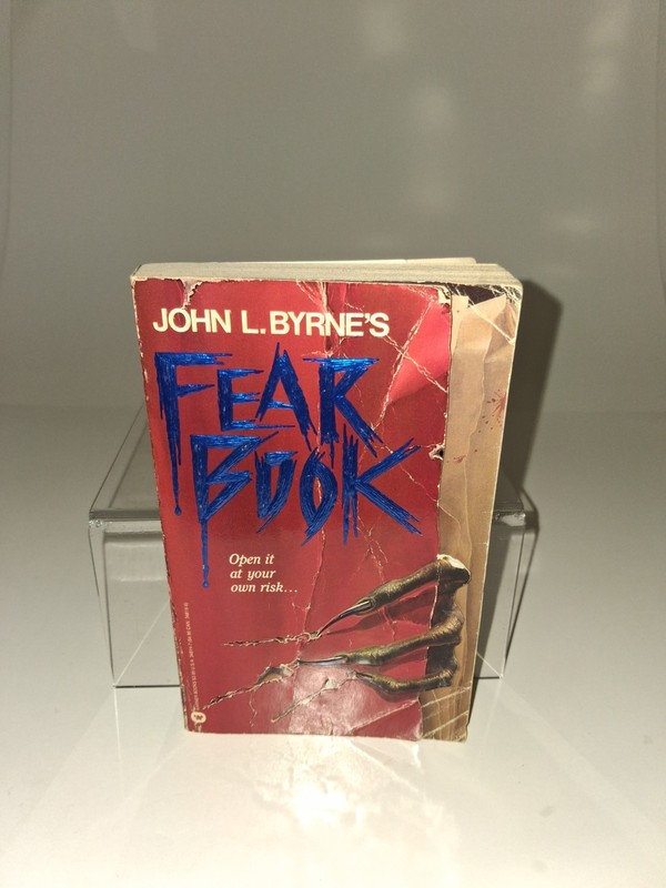 Fear Book by John L. Byrne. First Warner Books Printing (1988) #014 gallery