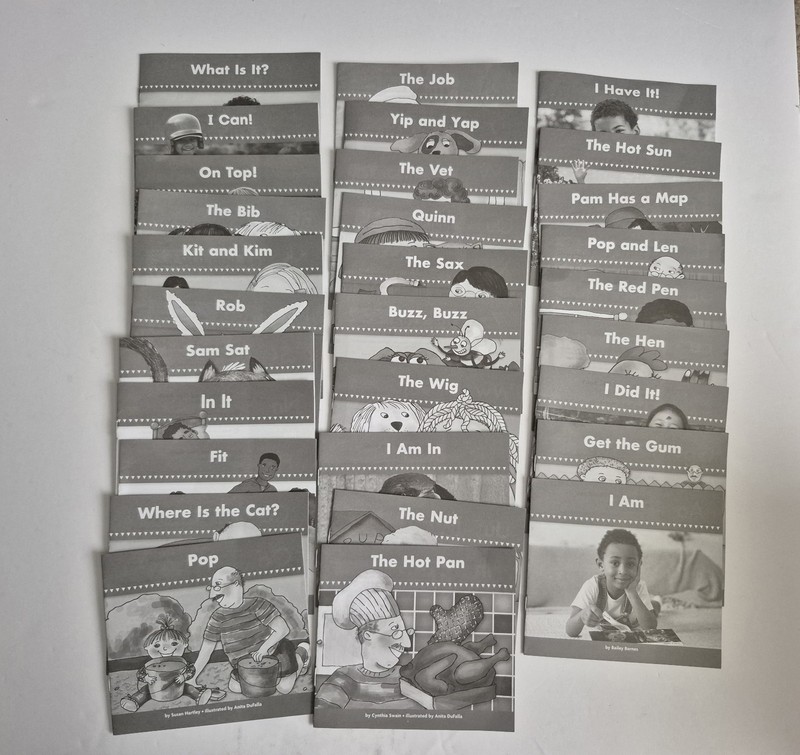 Benchmark Education Grade K Decodable Readers 30 Booklets