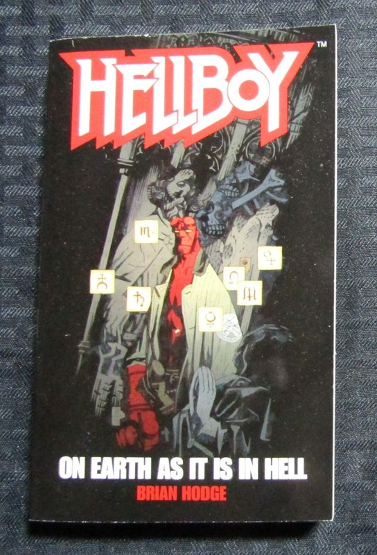2005 HELLBOY On Earth in Hell VF 8.0 Pocket Star Paperback Fisherman Collection
