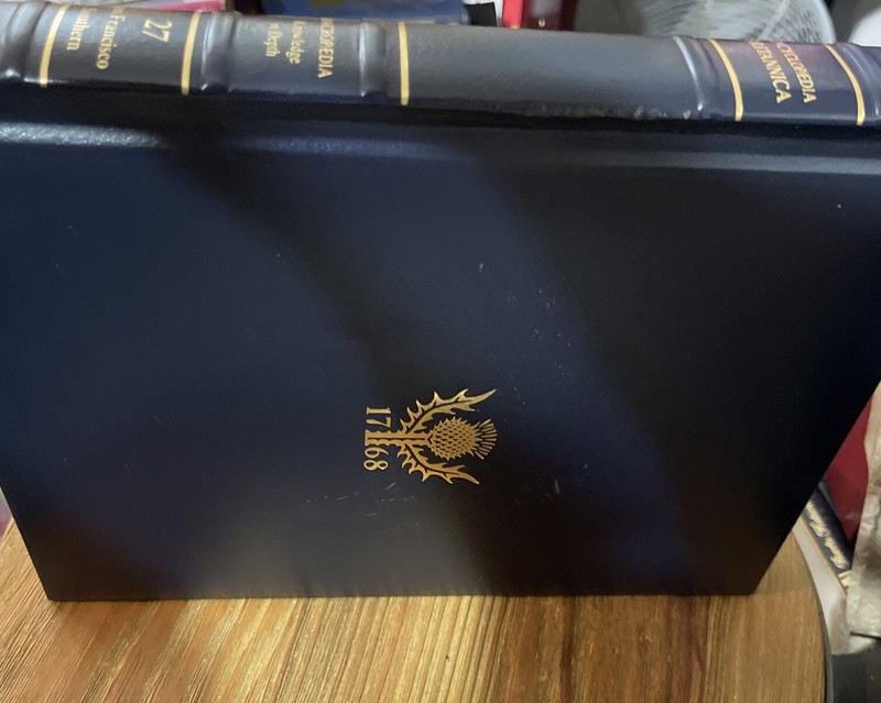 BRITANNICA MACROPAEDIA VOLUME 27 BLUE COVER 1 ( San Francisco Southern 1768) gallery