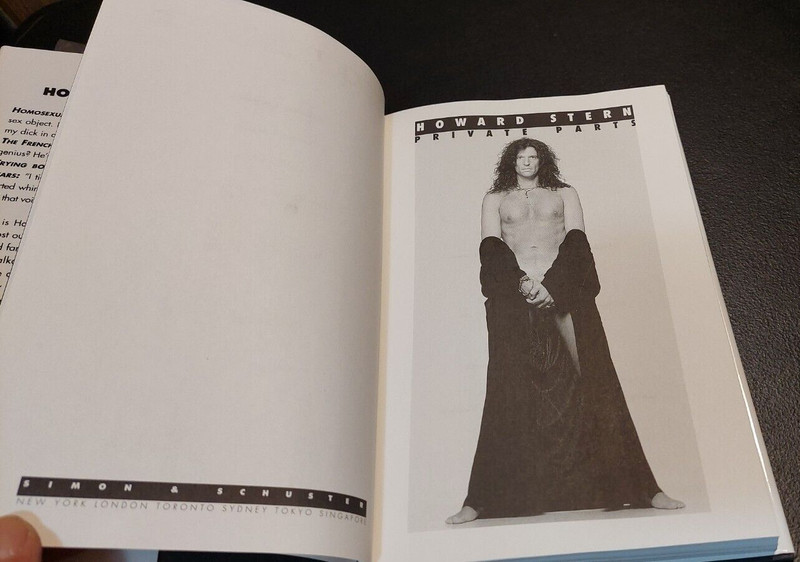 HOWARD STERN PRIVATE PARTS. HARDCOVER BOOK. 1993 BY ONE TWELVE. SIMON & SCHUSTER gallery