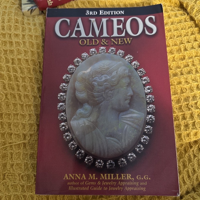 Cameos Old and New by Anna M. Miller (2002, Trade Paperback, New Edition)