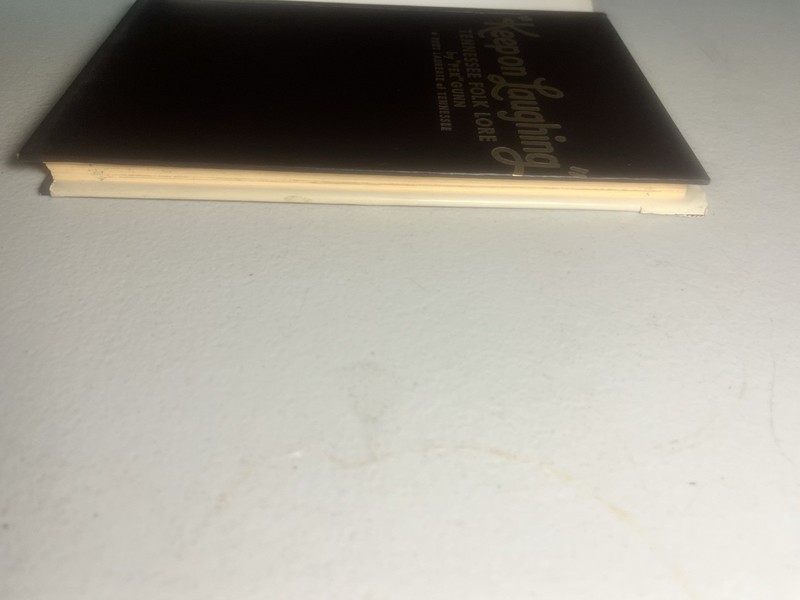 Pek Gunn KEEP ON LAUGHING Illustrated Self Published c. 1975 HC/DJ gallery