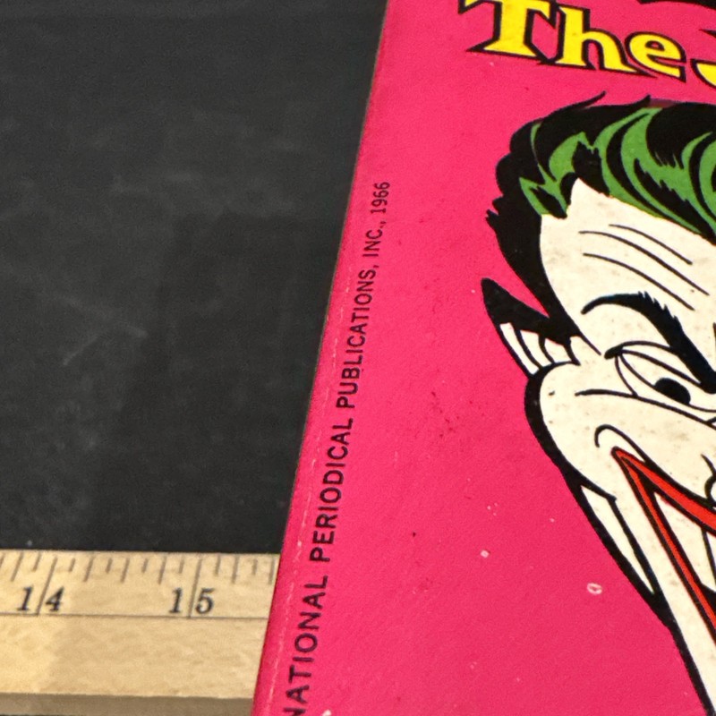 1966 Batman vs The Joker No. 3 Bob Kane Signet Book 1st Print Nice Copy gallery