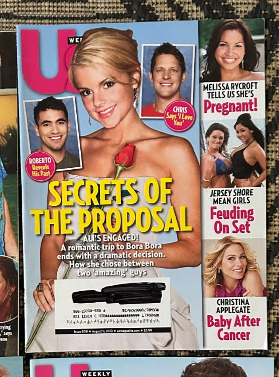 Vintage Lot of 6 US Weekly Magazines 2010 Celebrity Gossip Fashion Party Life gallery
