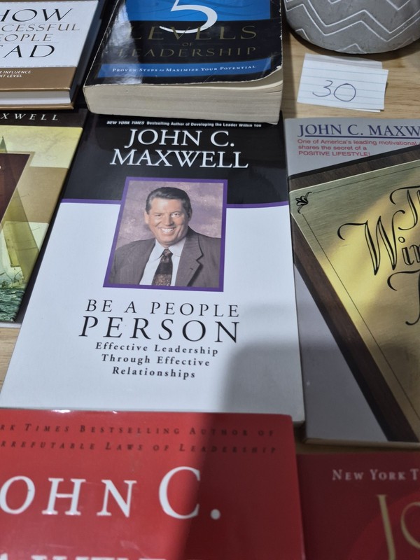 Lot of 12 John C. Maxwell Books TITLES SEEN Hardcover and Paperback gallery