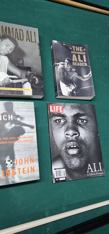 Muhammad Ali & Sports Memorabilia Book & Magazine Collection Lot – 5 Items