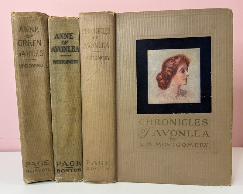 lot of 3 L.M. Montgomery books: Anne of Green Gables, Avonlea, Chronicles gallery