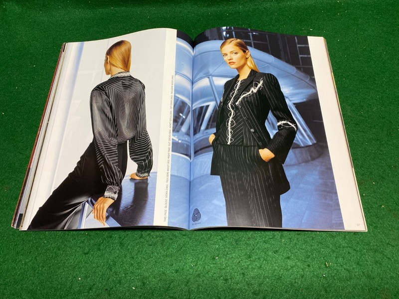 Escada Fashion Collection Magazine. Autumn/Winter 1991. Edition 41. gallery