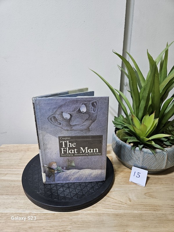 THE FLAT MAN (CREEPIES) By Rose Impey & Moira Kemp 1988 Hardcover 1st Edition