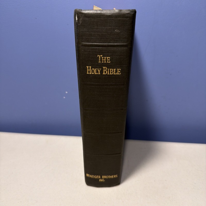 1952 New American Catholic Edition THE HOLY BIBLE Benziger Brothers Family Recor