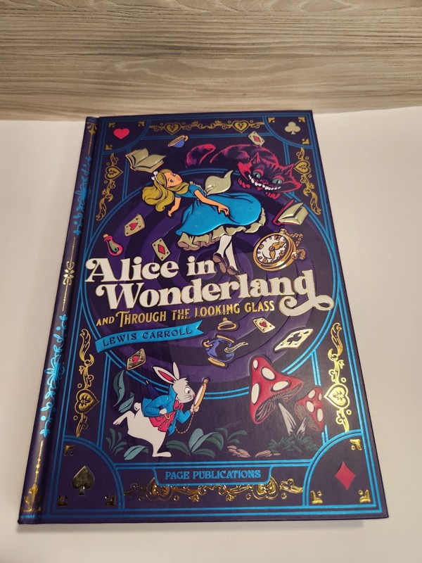 Lewis Carroll Alice in Wonderland & Through the Looking Glass Deluxe HC 2025
