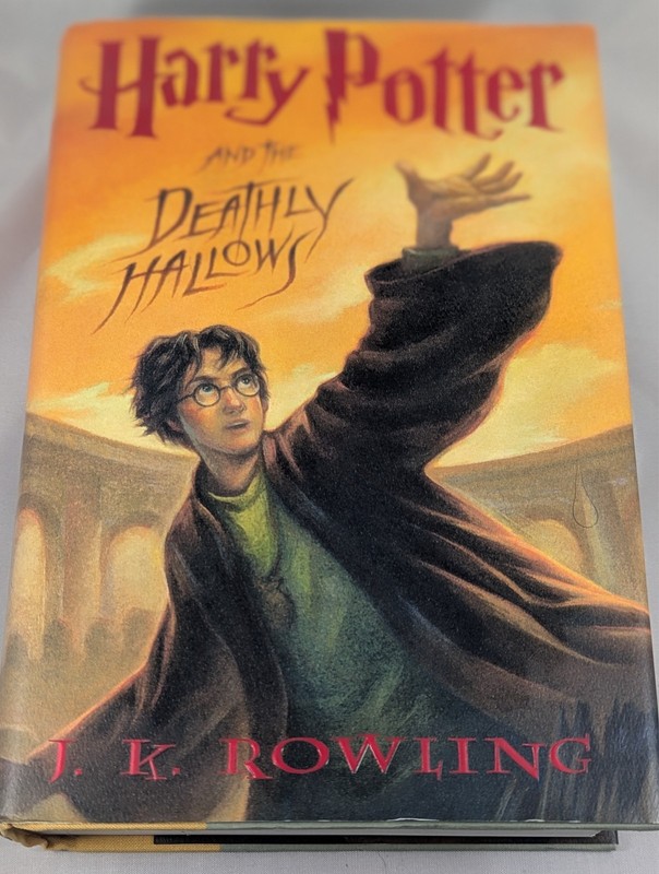 HC Scholastic HARRY POTTER DEATHLY HALLOWS Book #7 1st Ed FIRST EDITION USA 2007