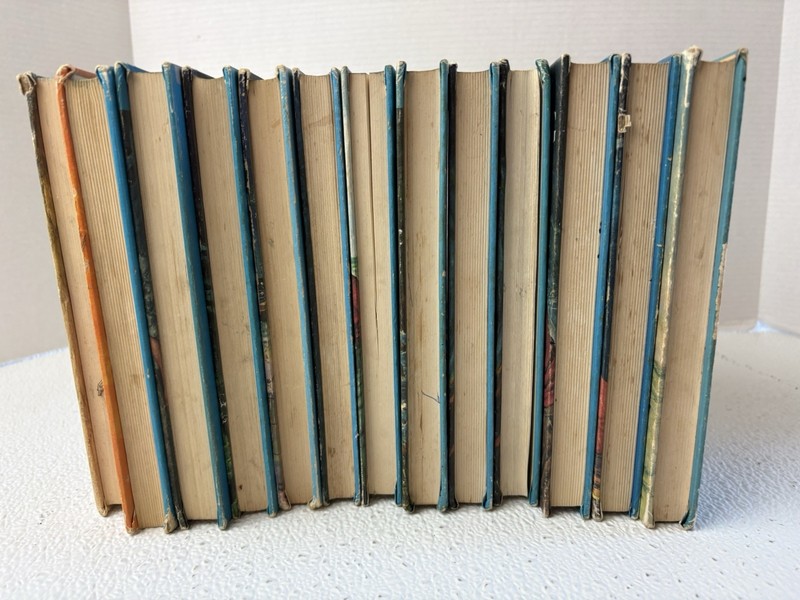 Vintage Hardy Boys Book Lot of 13 Hardcover Books Franklin W. Dixon Grosset gallery